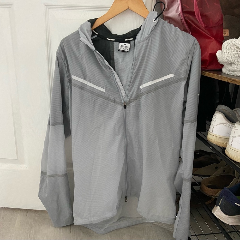NIKE LIGHT JACKET